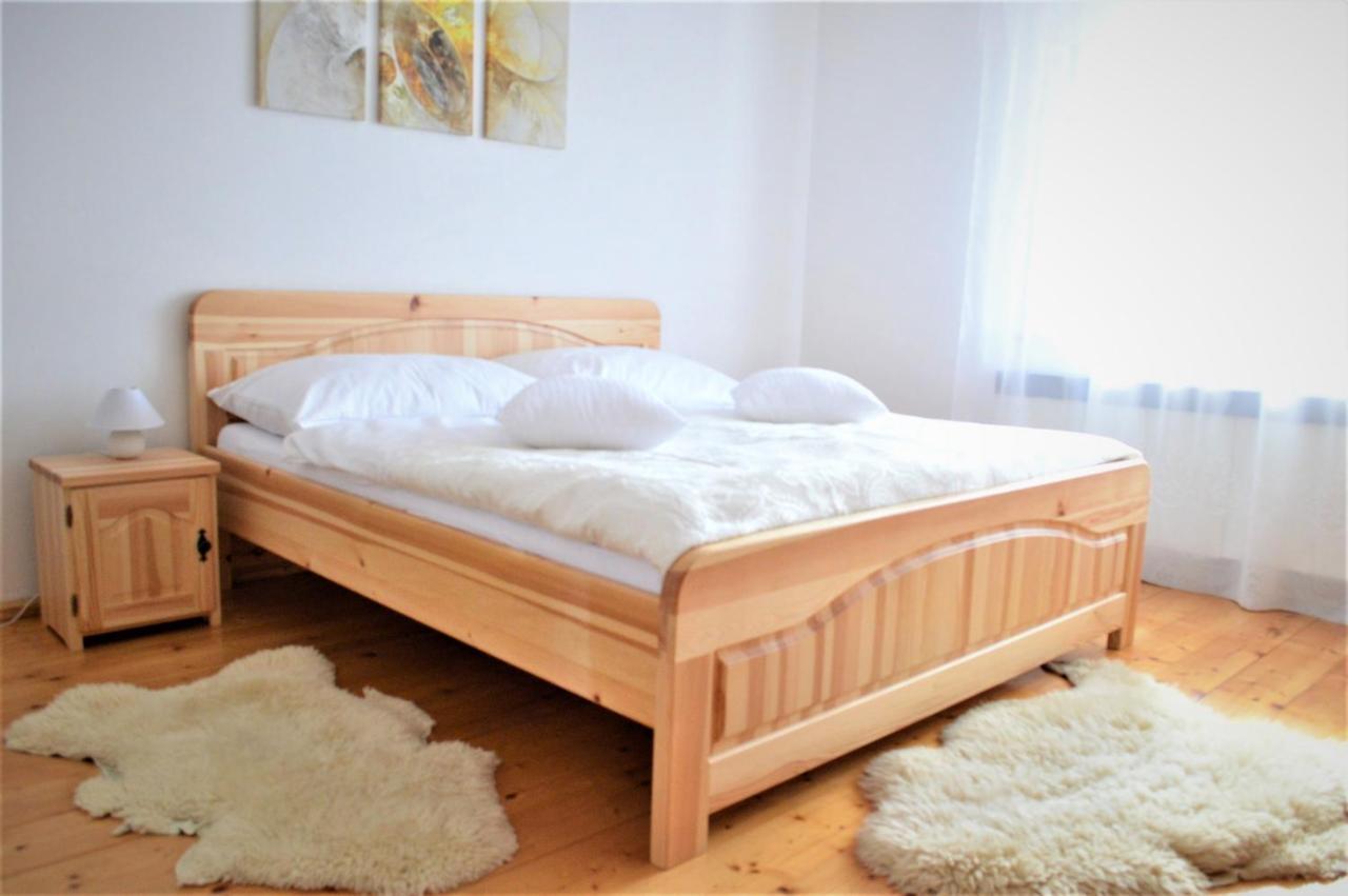 Apartmany Livia Litmanová Eksteriør billede